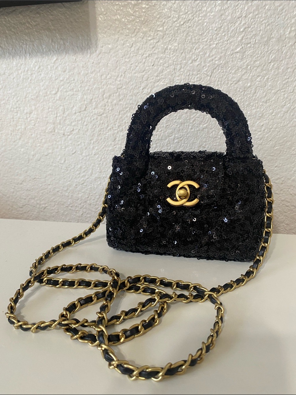 CHANEL  SMALL BLACK VIP GWP